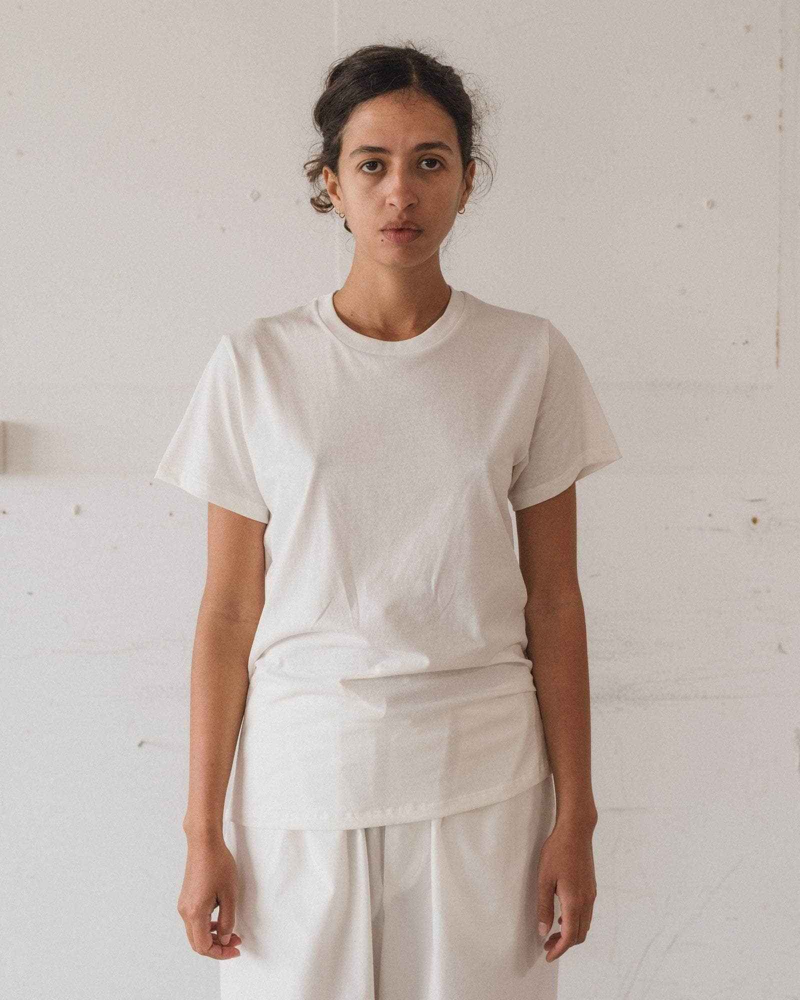 ティー シャツ in Undyed | リジェネラティブ・コットンジャージ