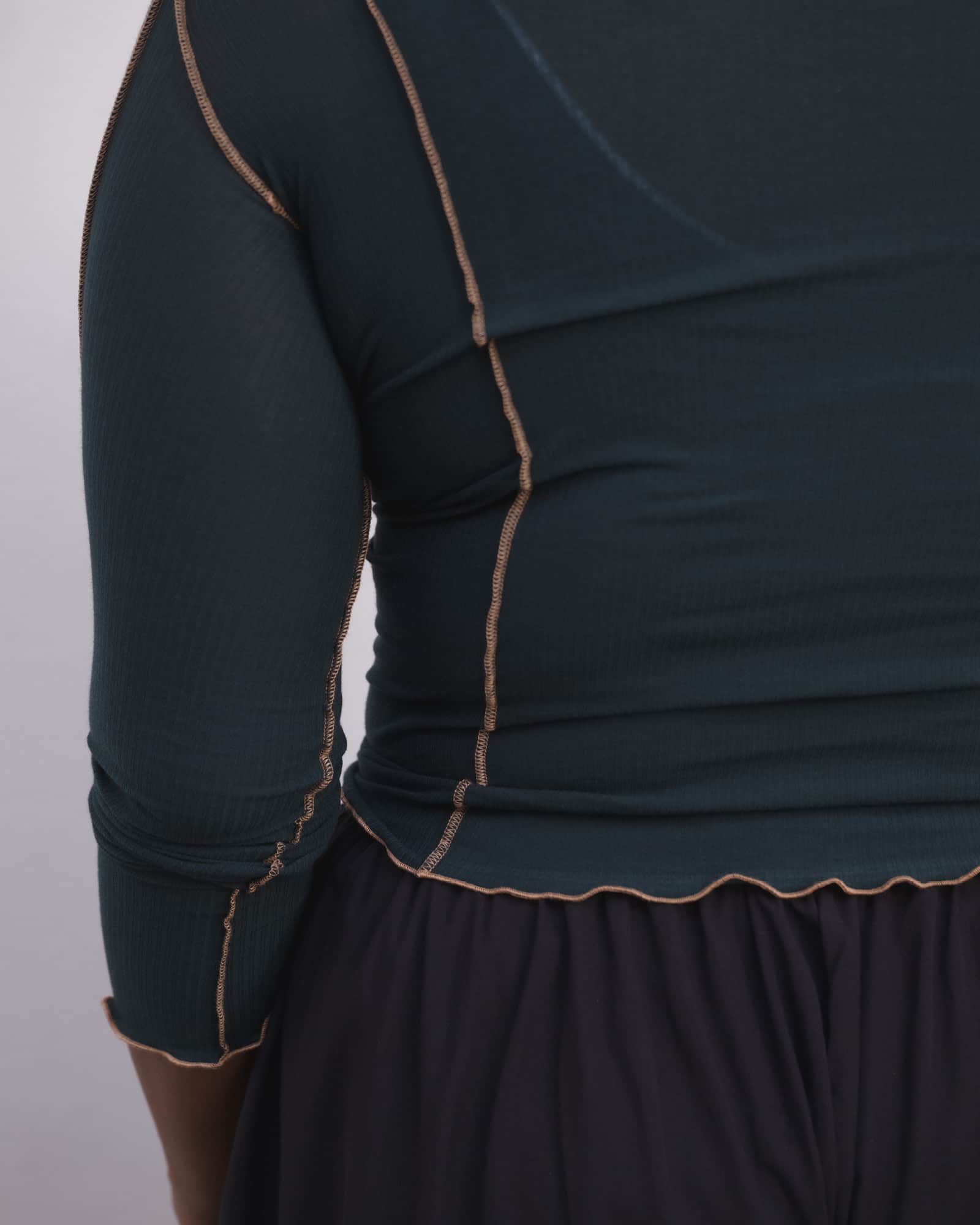 BASERANGE Turtlenecks Omato Turtleneck