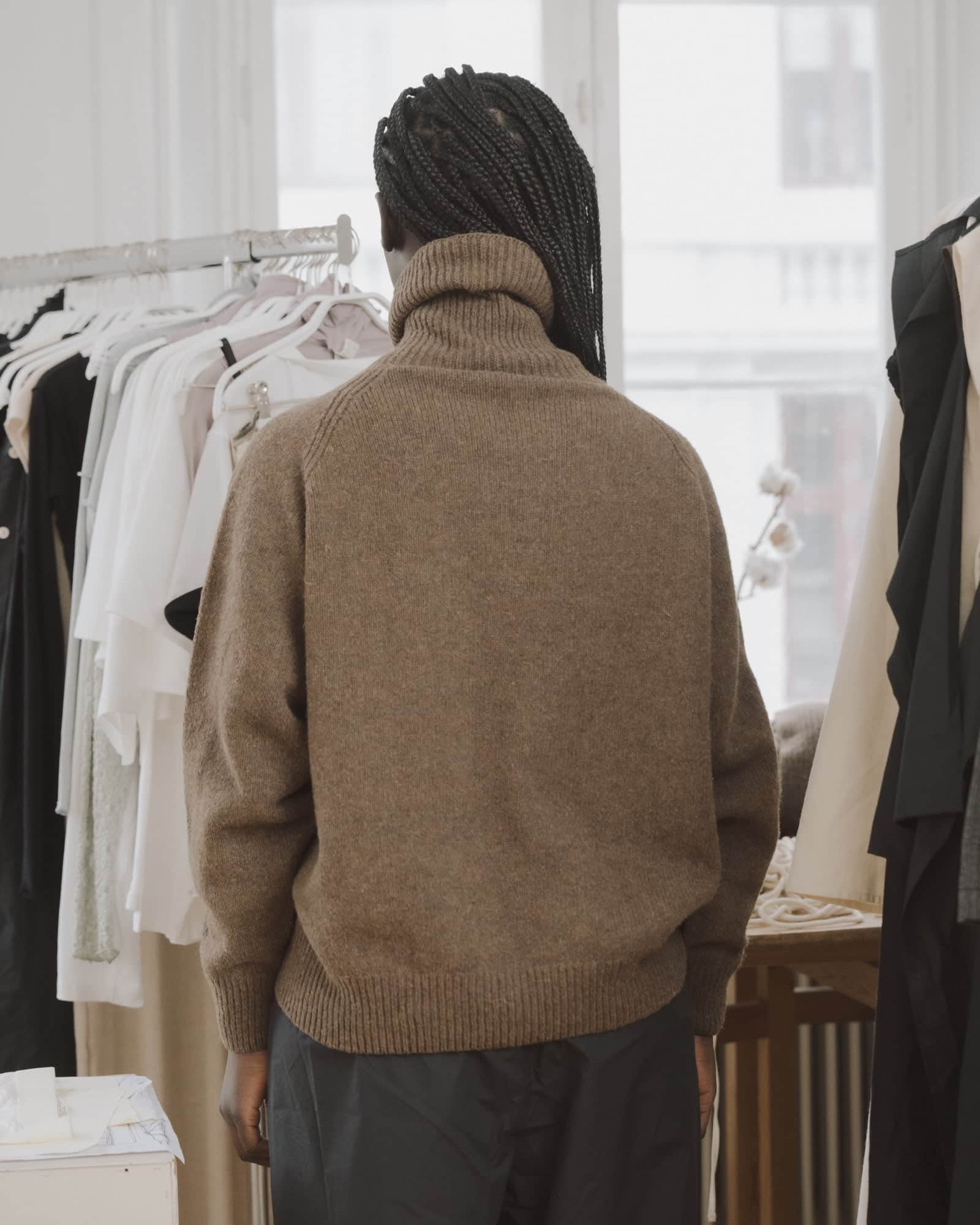 BASERANGE Turtlenecks Soar Turtleneck