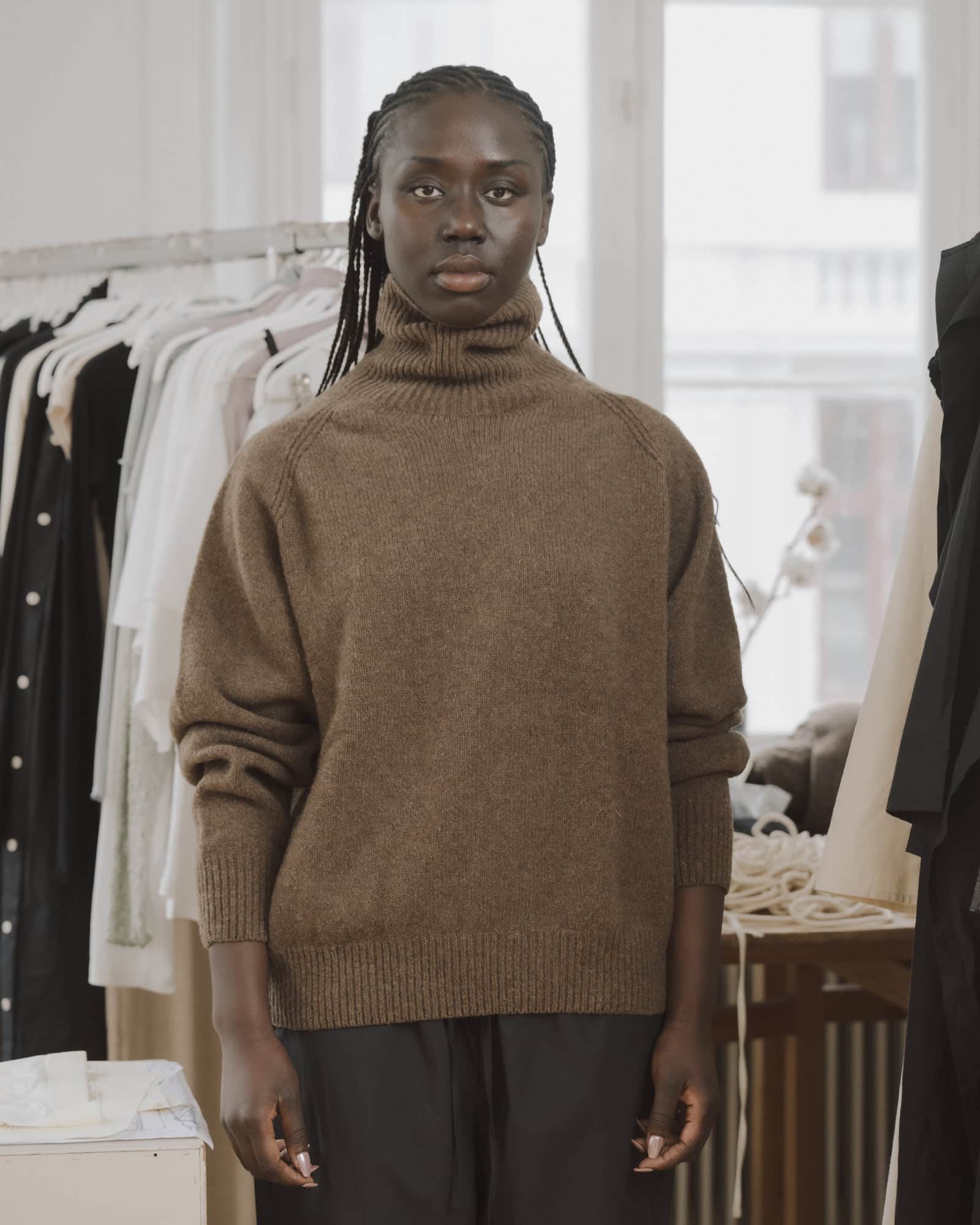 BASERANGE Turtlenecks Soar Turtleneck