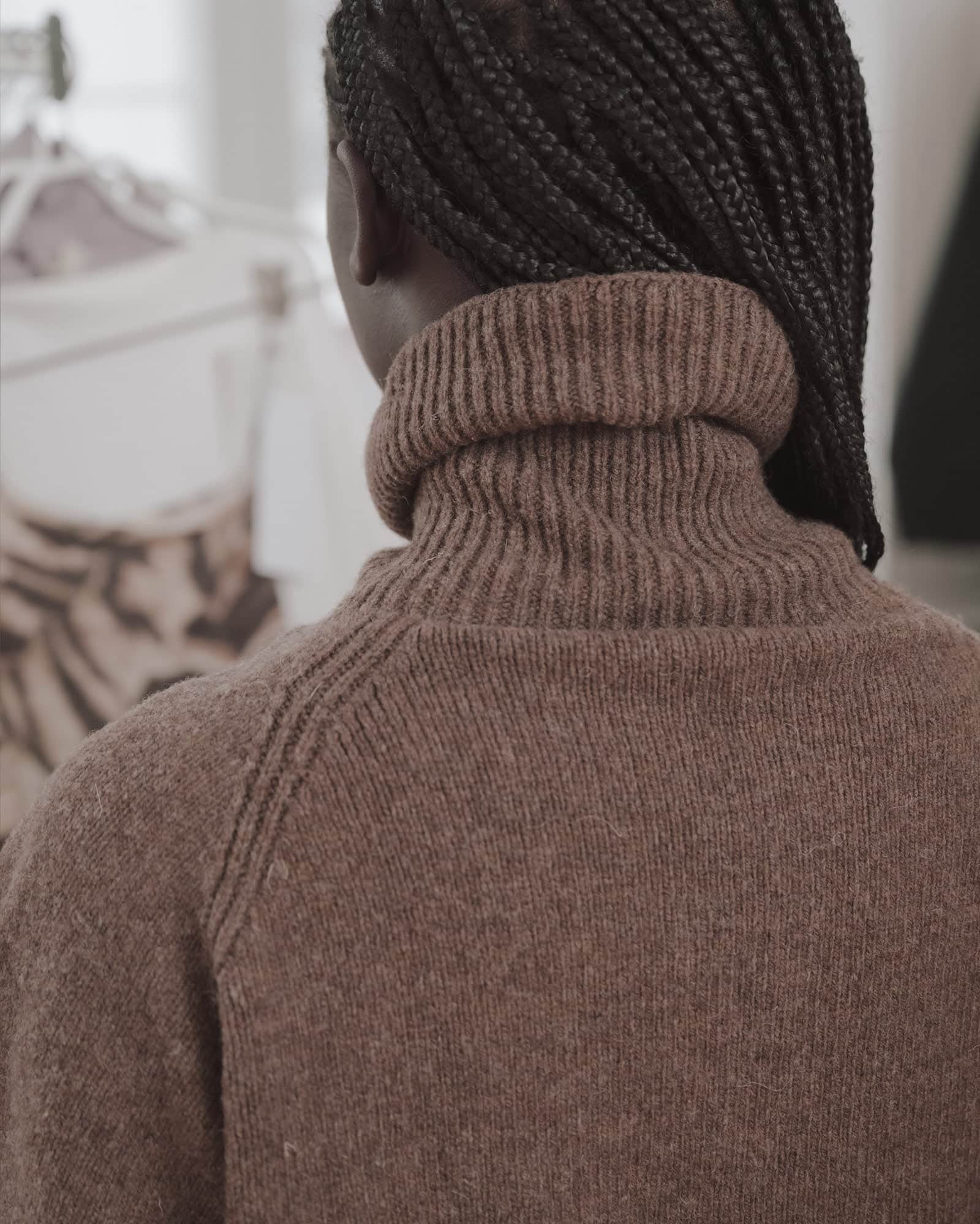 BASERANGE Turtlenecks Soar Turtleneck