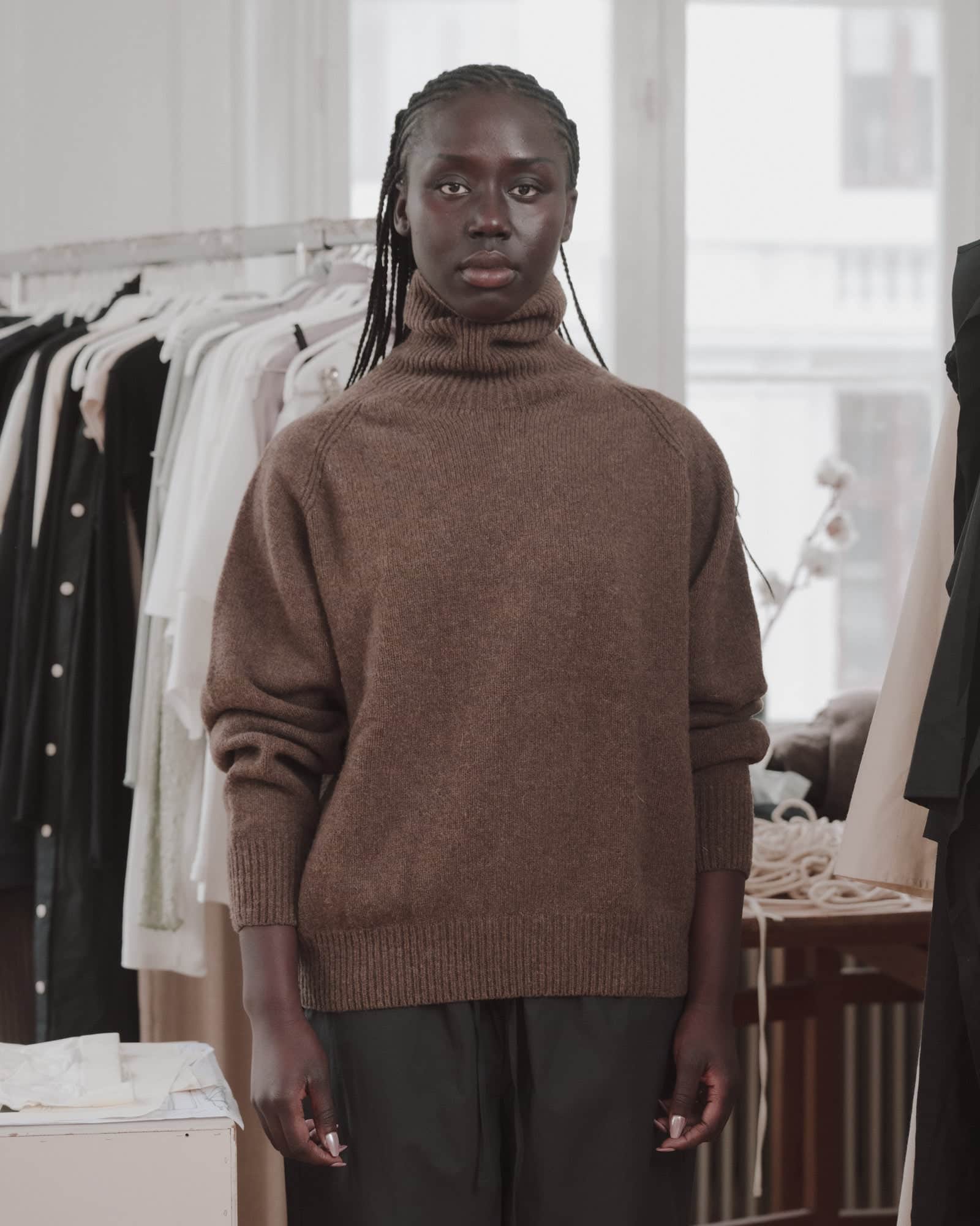 BASERANGE Turtlenecks Soar Turtleneck