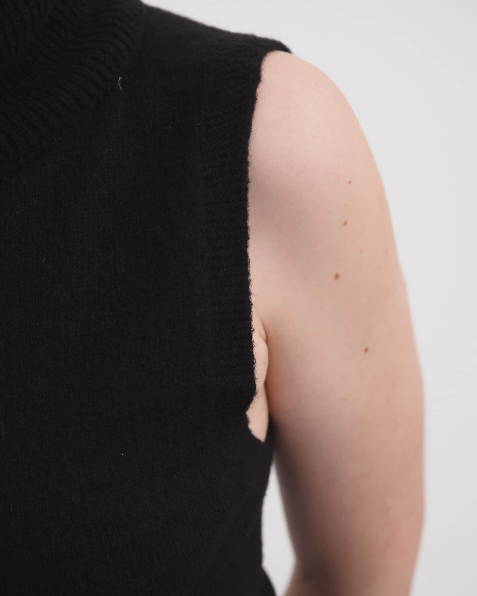 BASERANGE Turtlenecks Tier Turtleneck Vest
