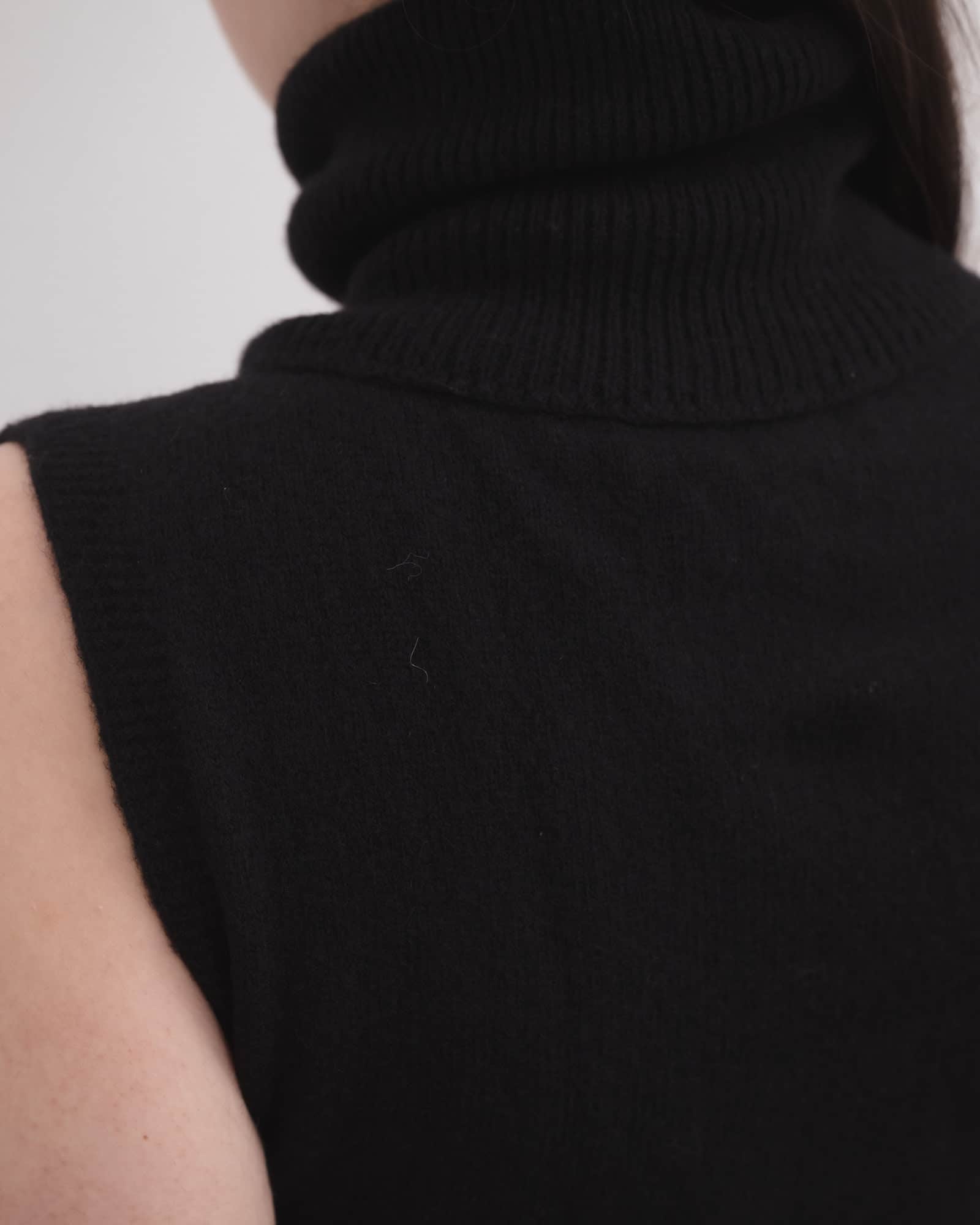 BASERANGE Turtlenecks Tier Turtleneck Vest