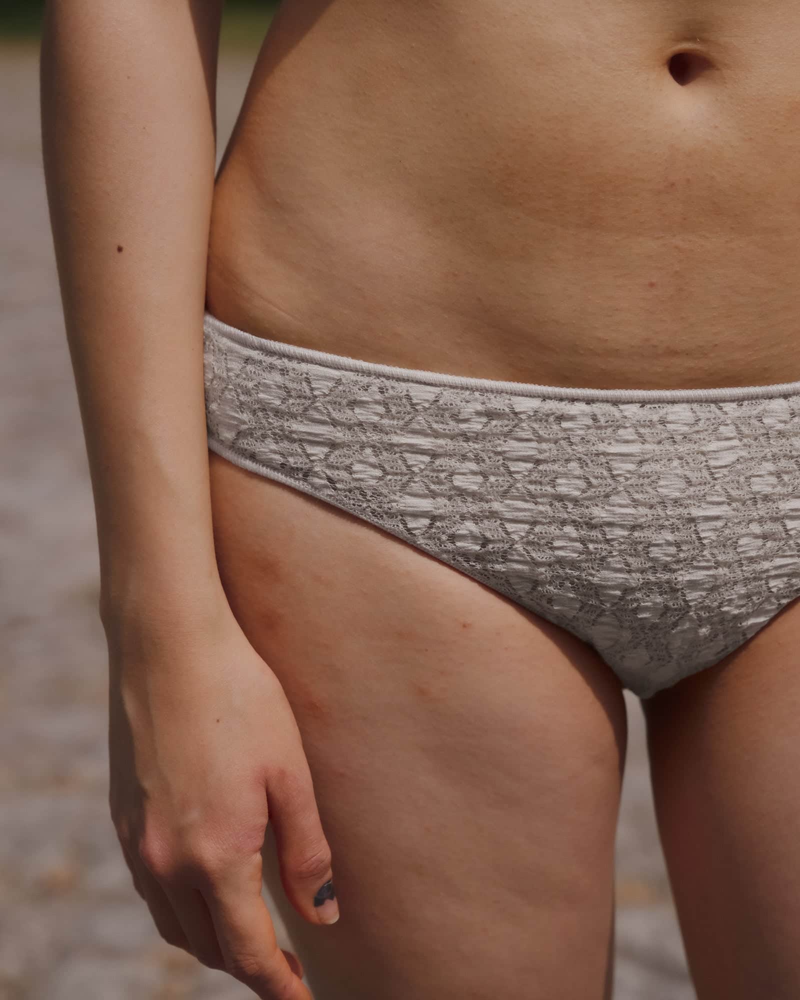 BASERANGE Underpants Crescent Pants