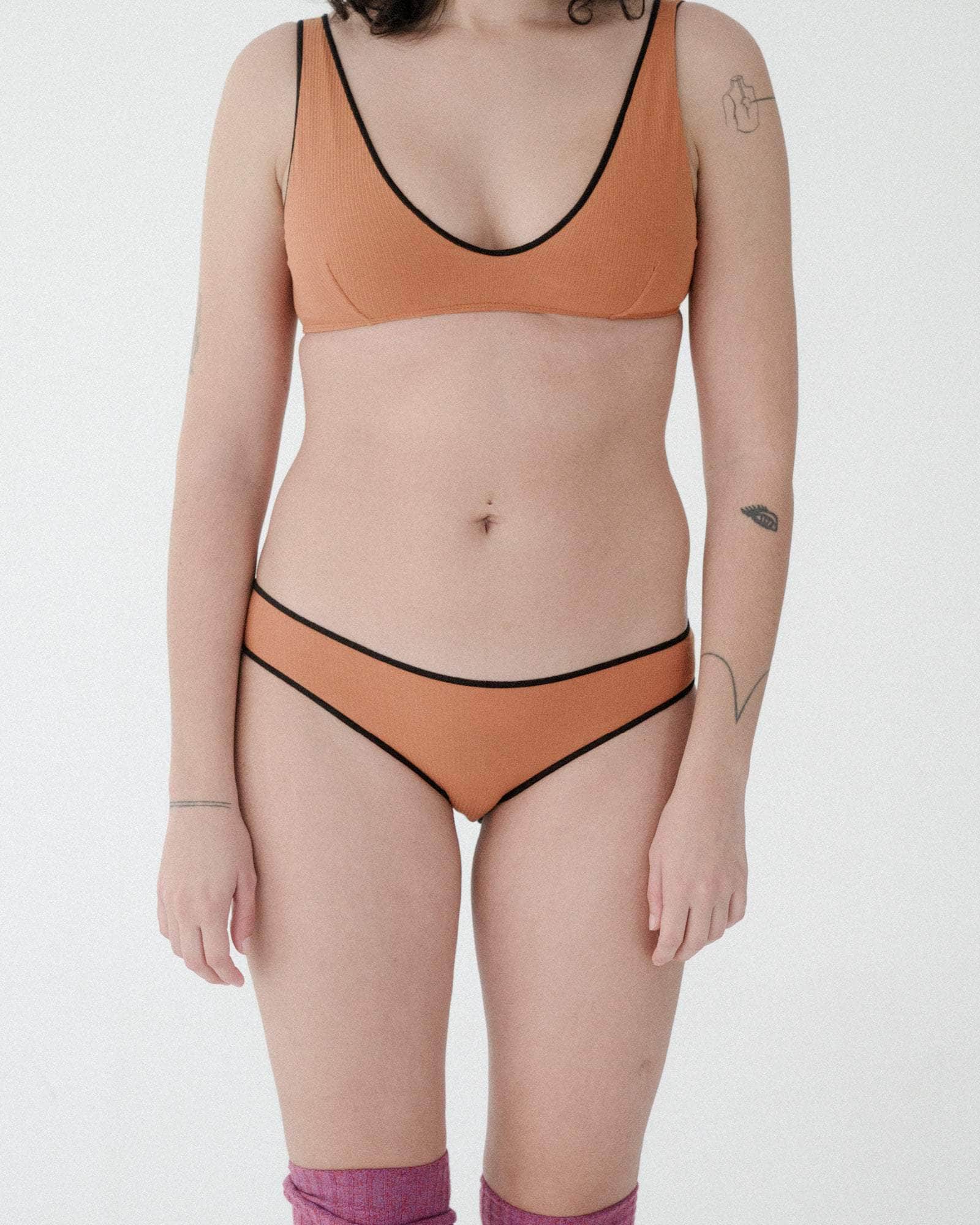 BASERANGE UNDERPANTS Pam Pants