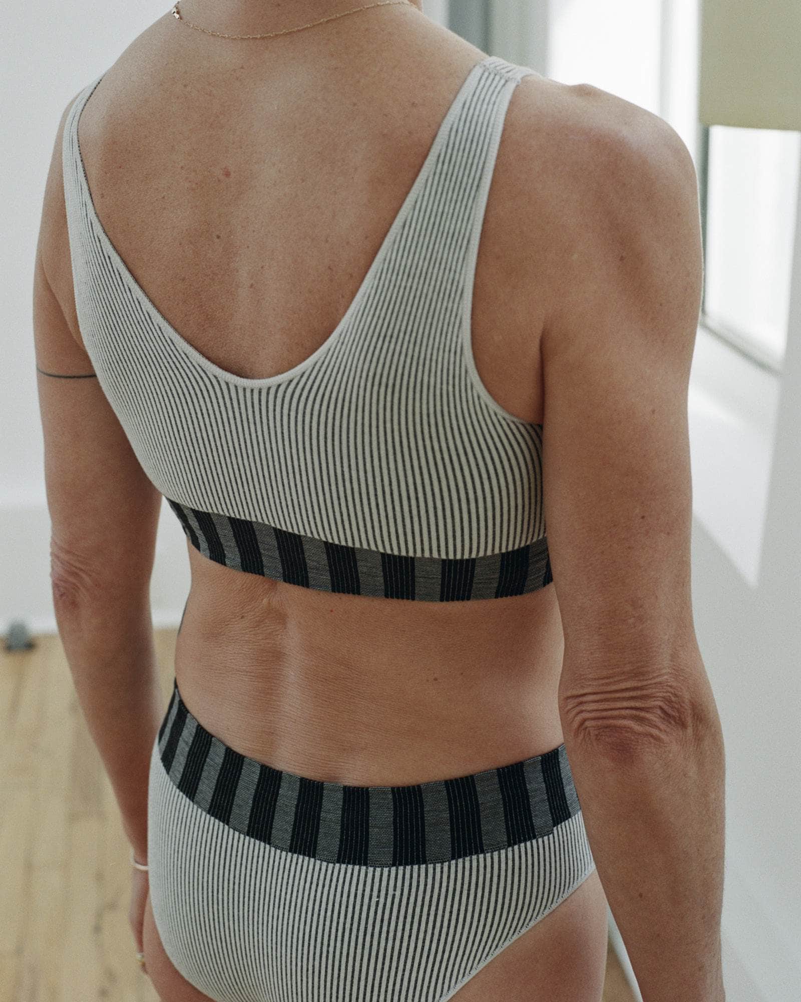 BASERANGE Underpants Seamless Bell Pants