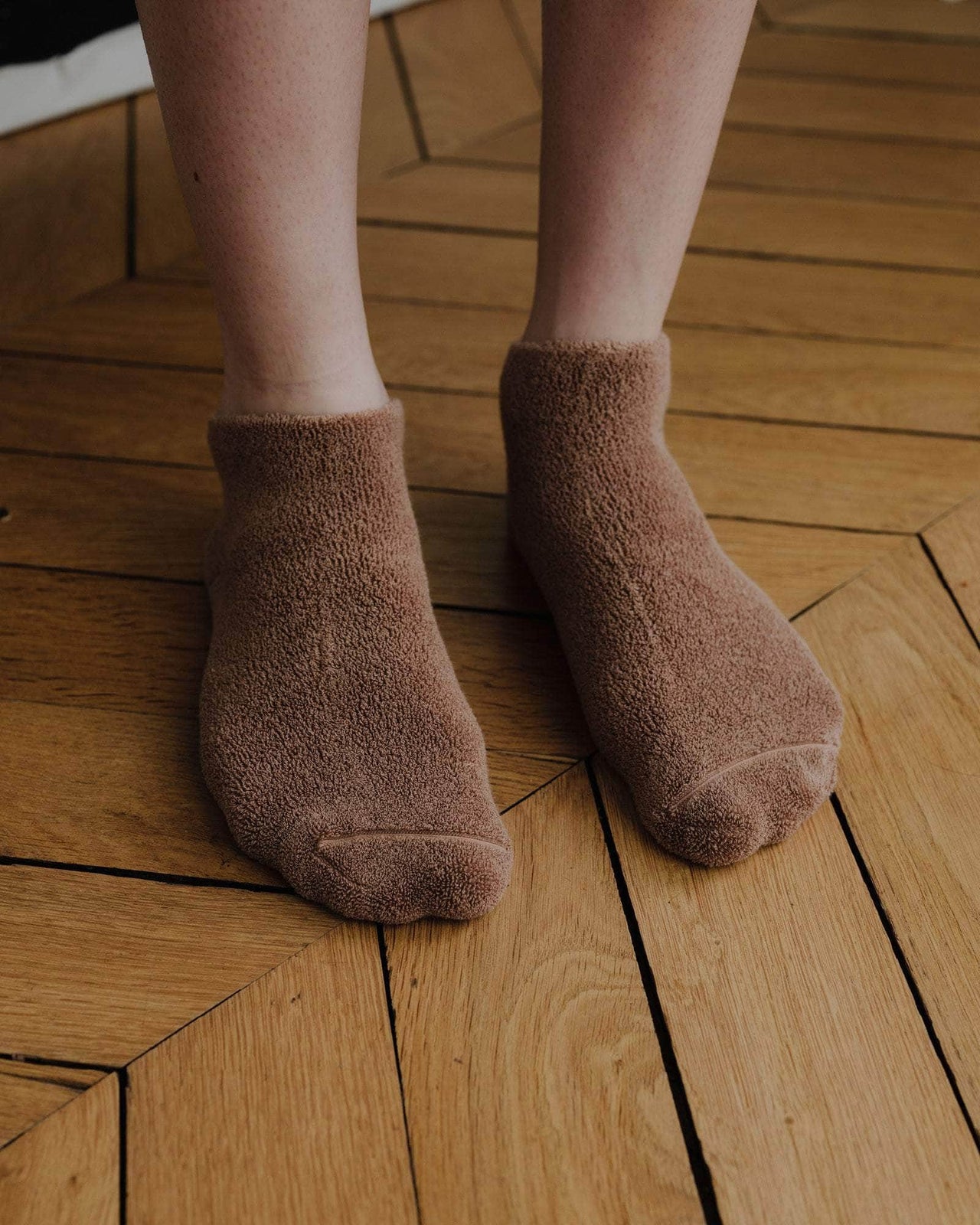 Buckle Ankle Socks in Brandy | organic-cotton | en | Baserange