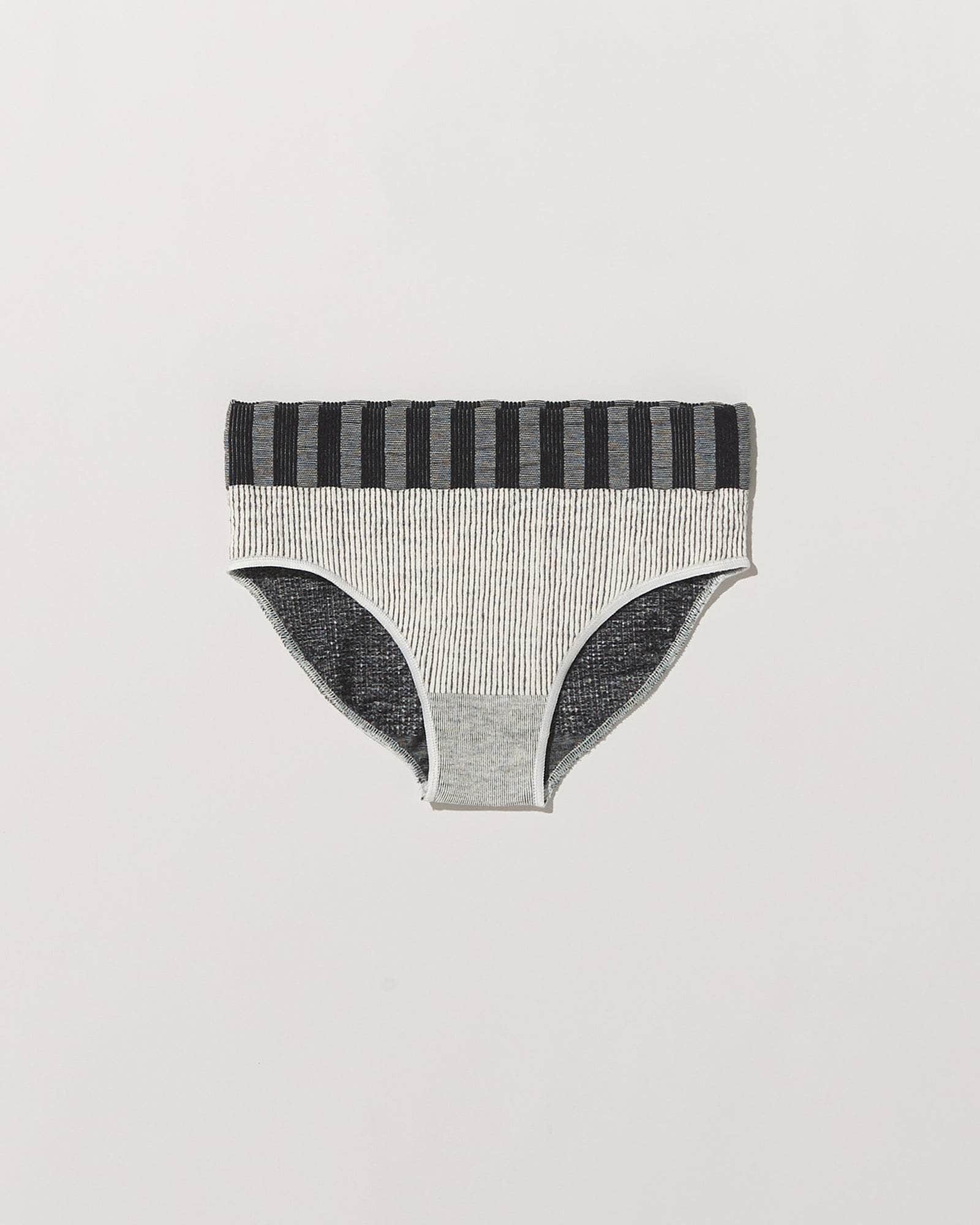 BASERANGE UNDERWEAR Seamless Bell Pants