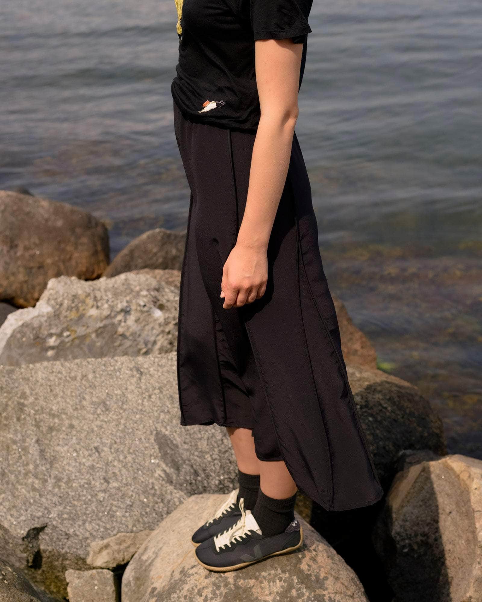 BASERANGE WOVEN ADE SKIRT