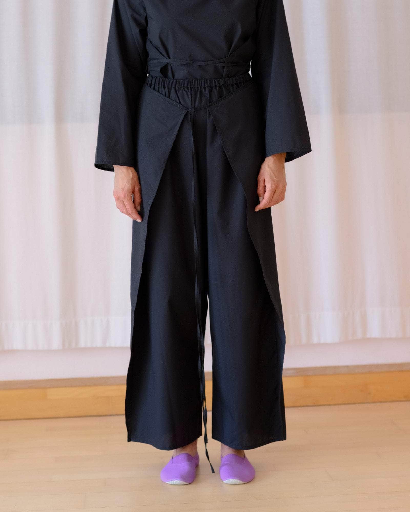 BASERANGE WOVEN DECTI PANTS