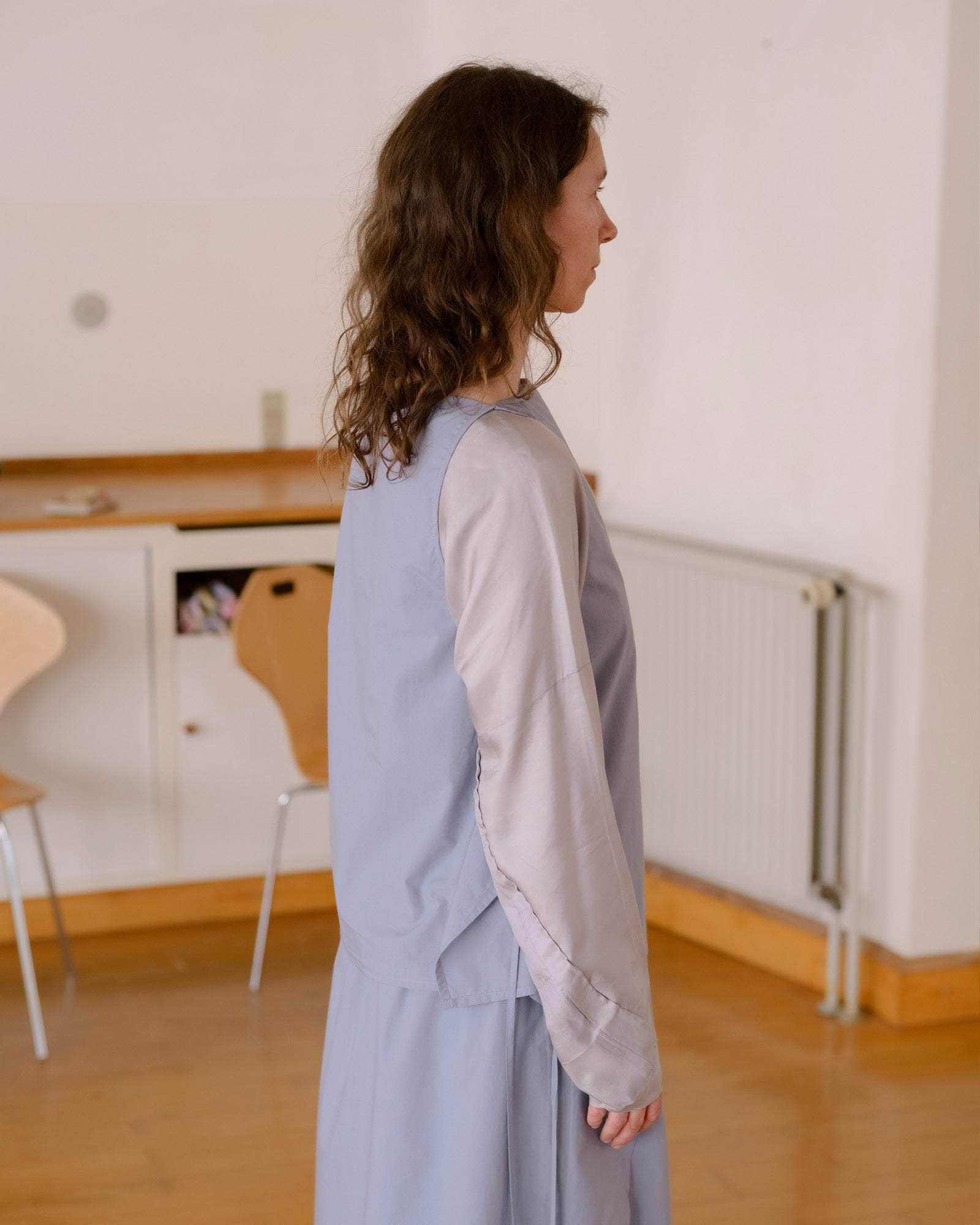 BASERANGE WOVEN DECTI TOP