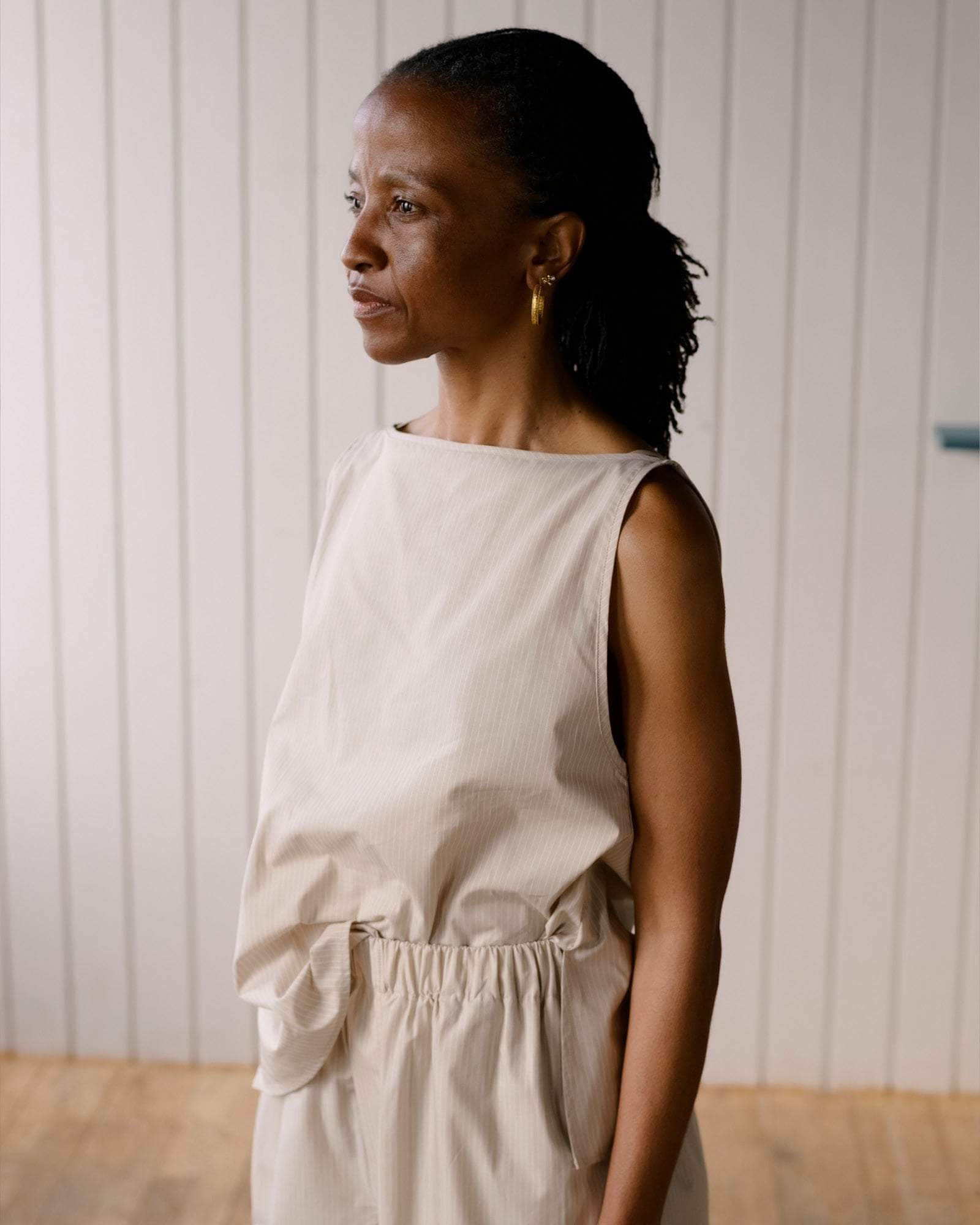 BASERANGE WOVEN DECTI TOP