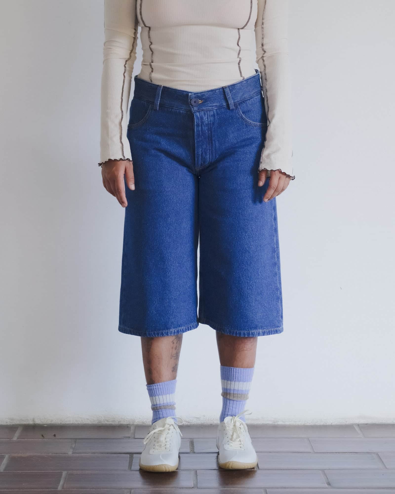 BASERANGE WOVEN GRASS SHORTS