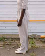 BASERANGE WOVEN GREN PANTS