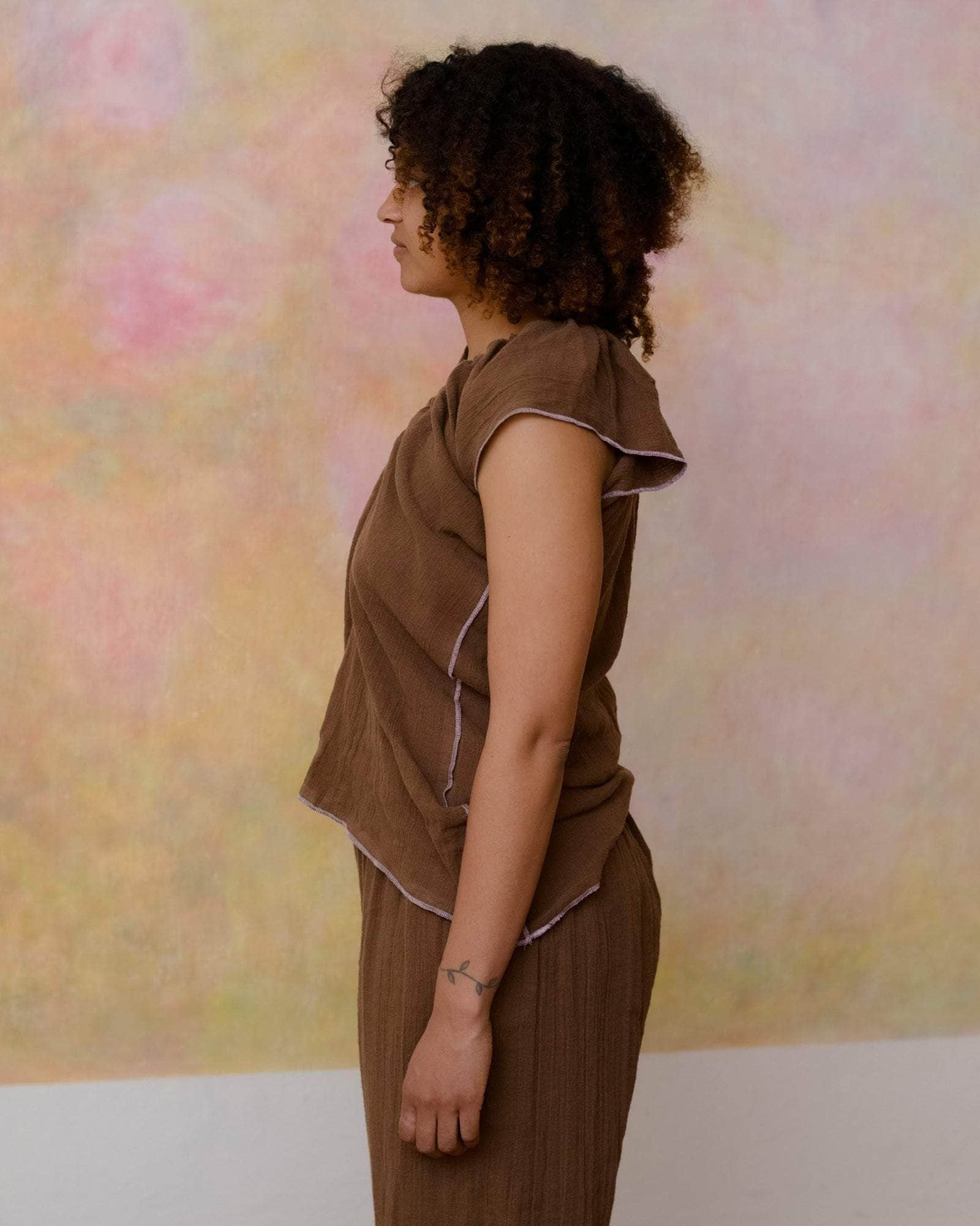 BASERANGE WOVEN MAX TOP