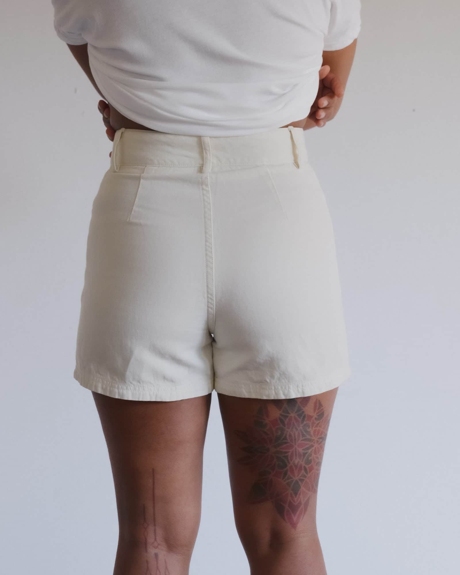 BASERANGE WOVEN NAVALO SHORTS