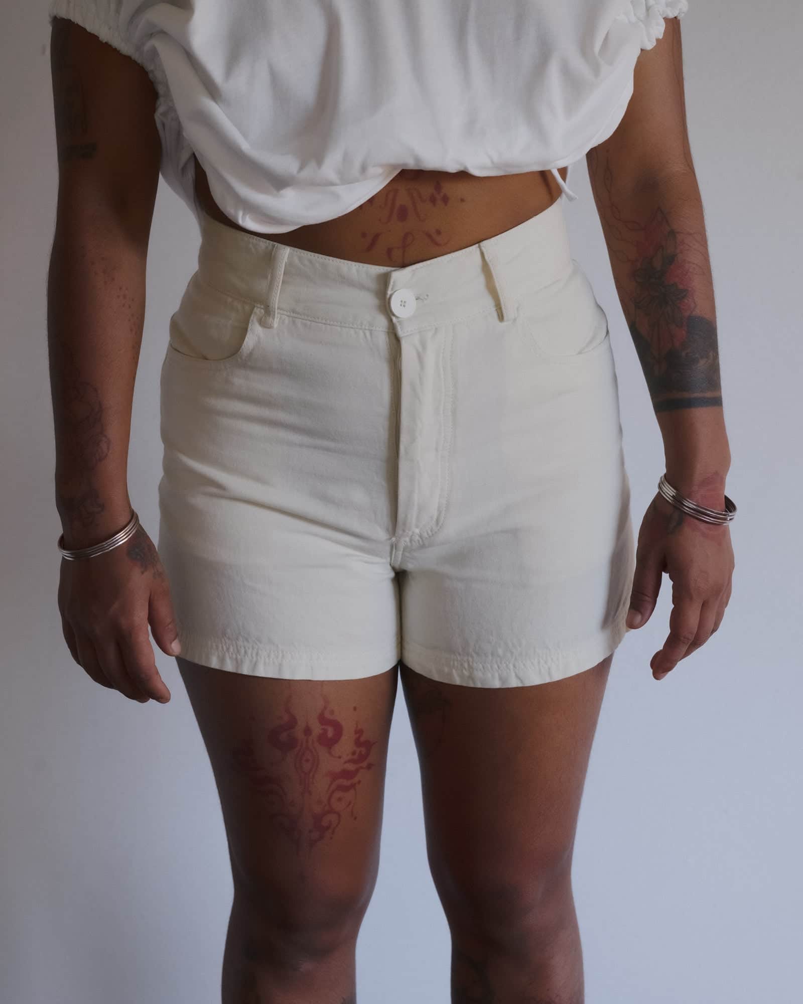 BASERANGE WOVEN NAVALO SHORTS