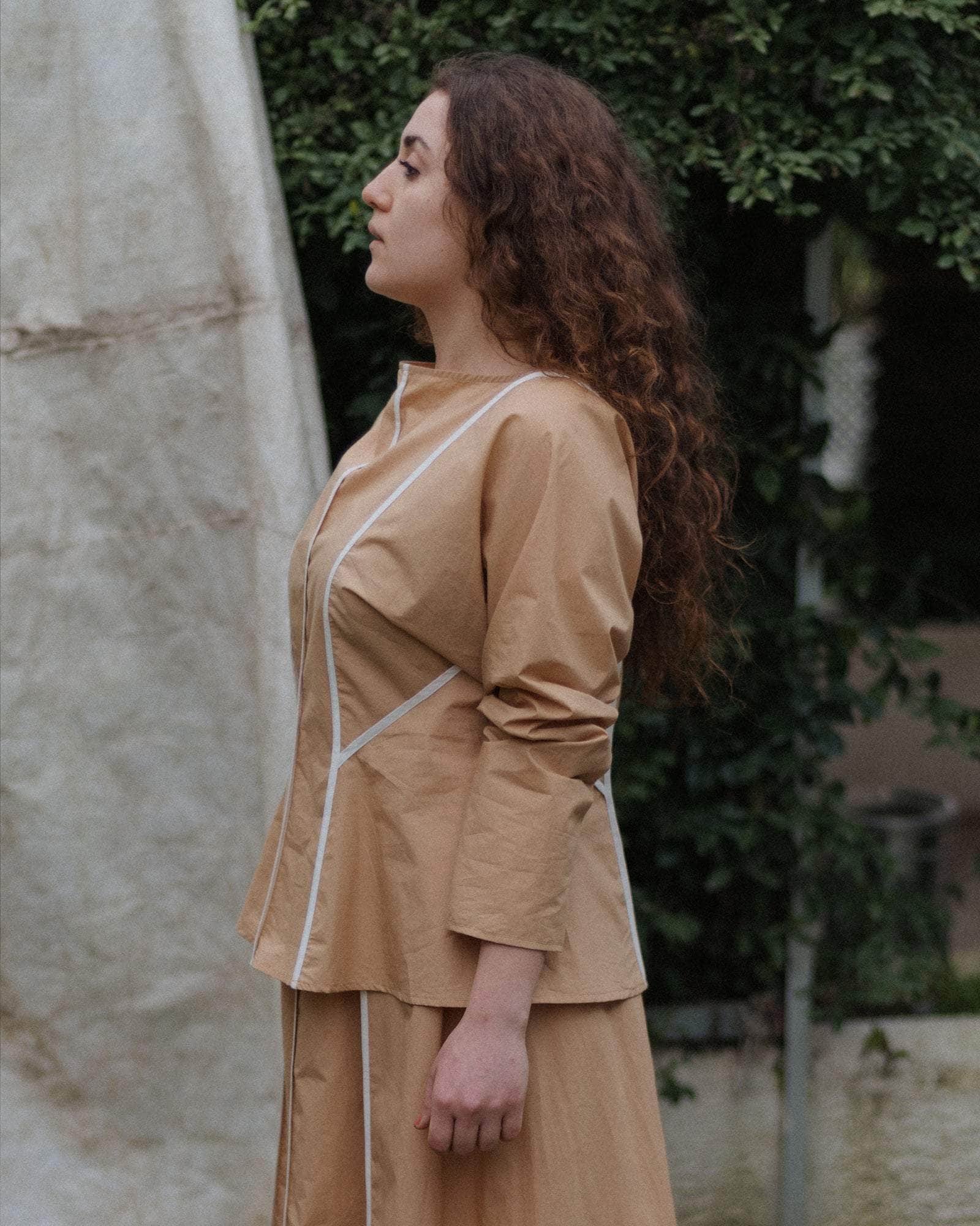 BASERANGE WOVEN NIKA TOP