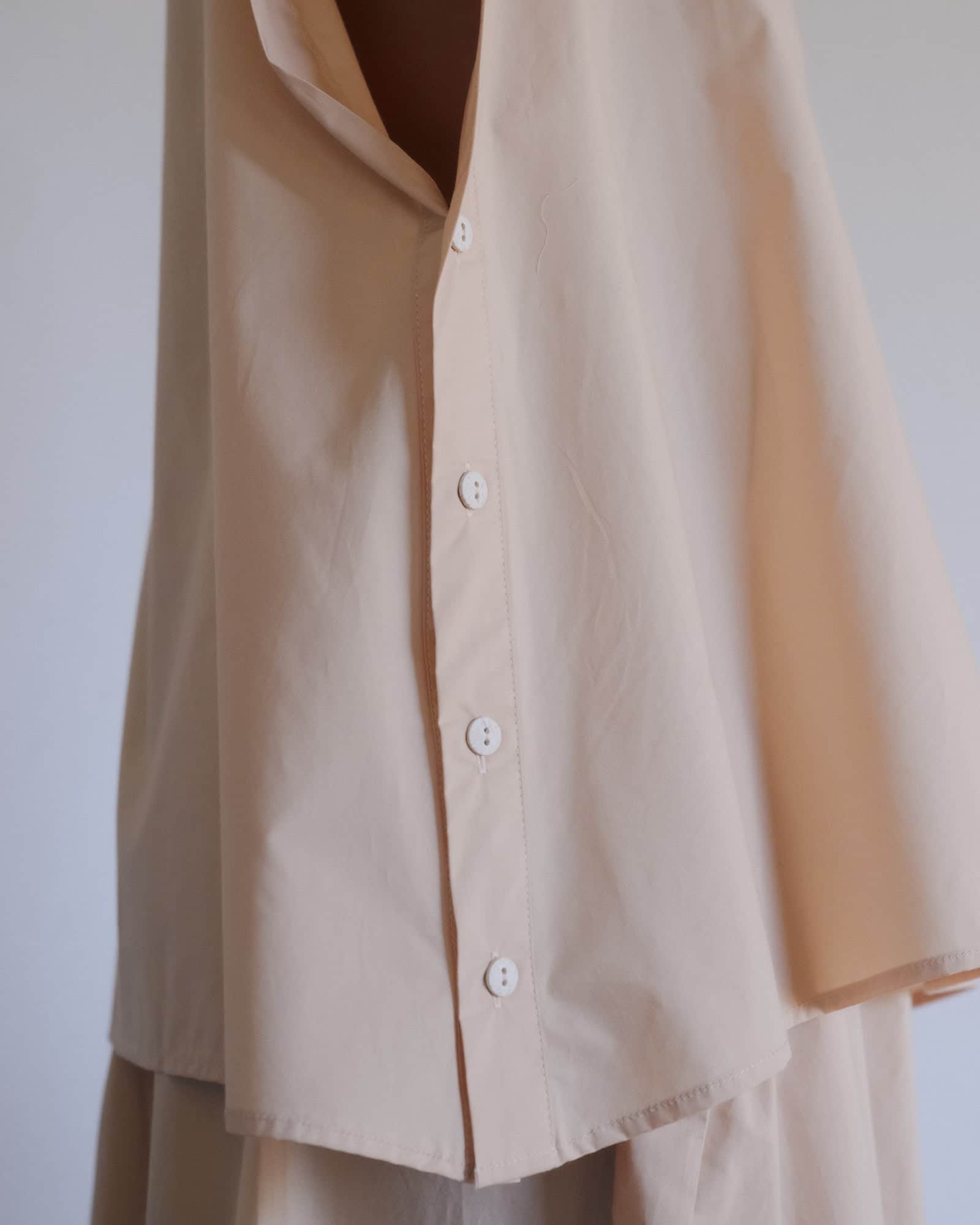 BASERANGE WOVEN PART TOP