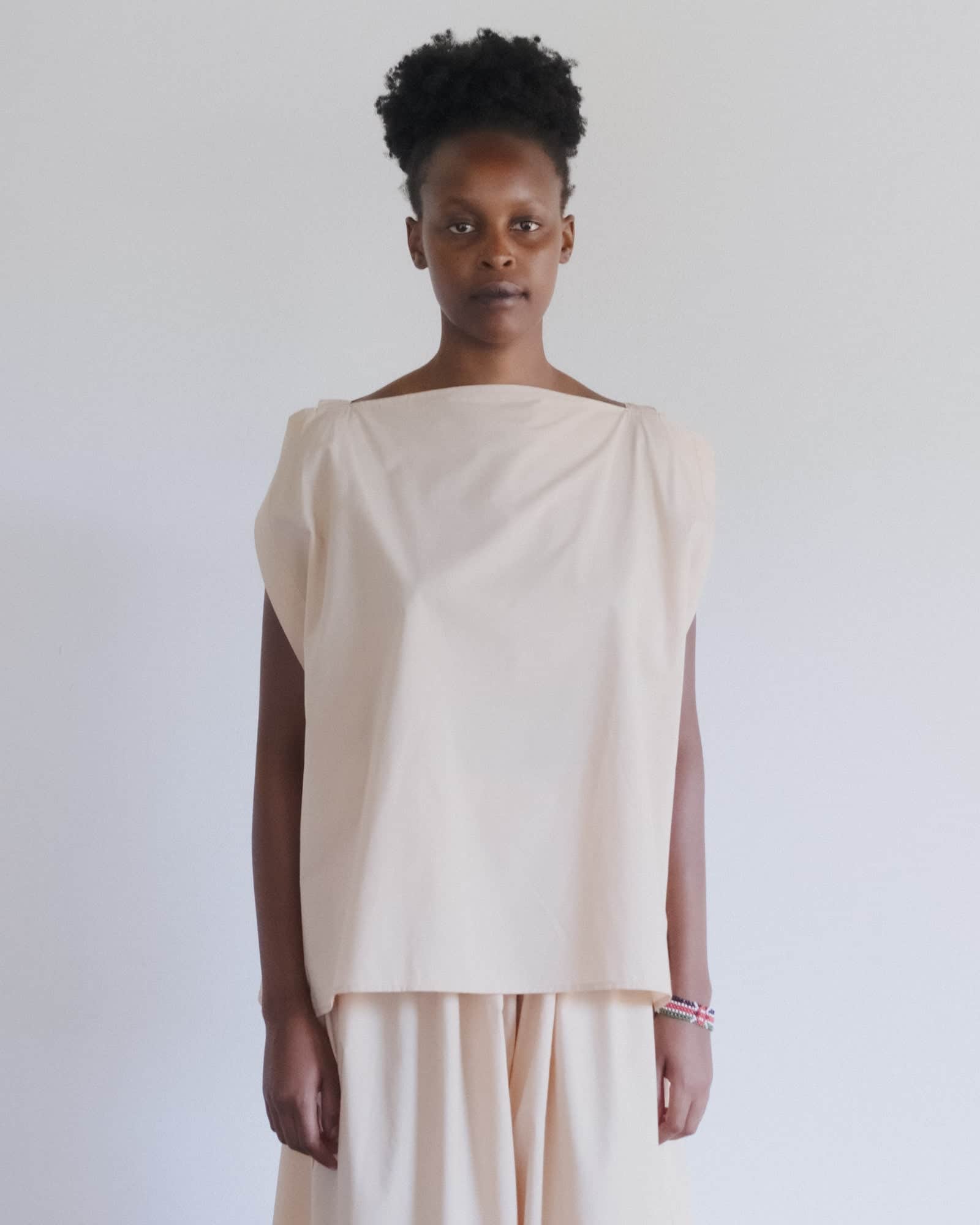 BASERANGE WOVEN PART TOP