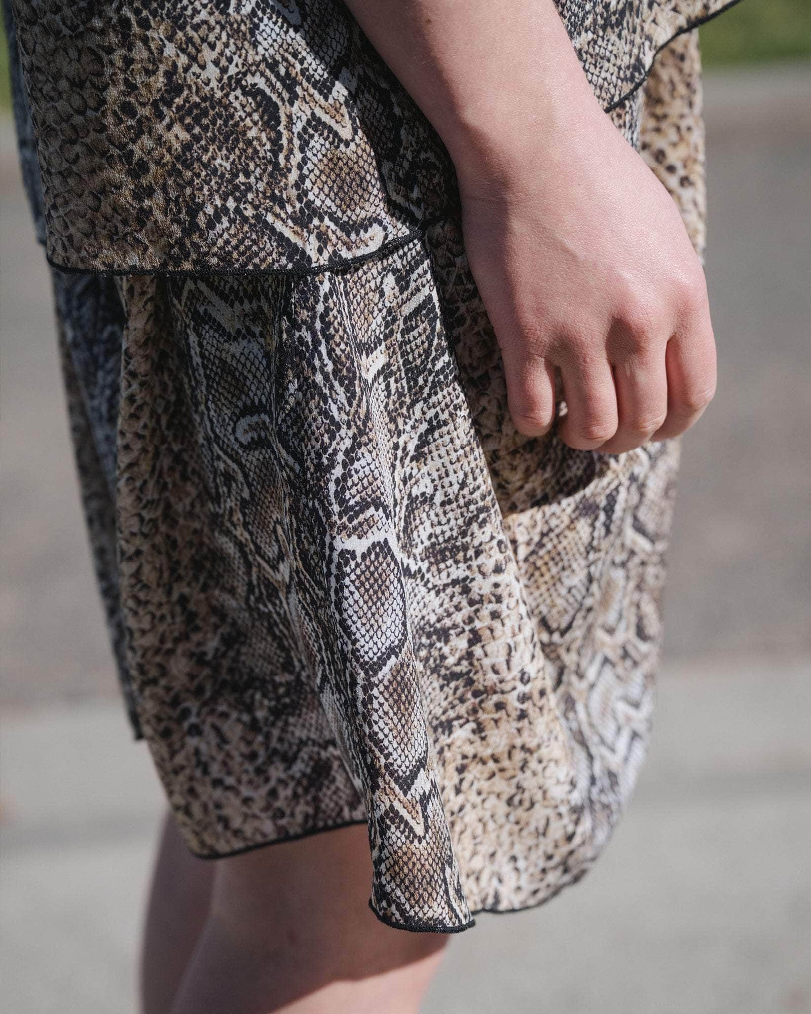 BASERANGE WOVEN REMA SHORTS