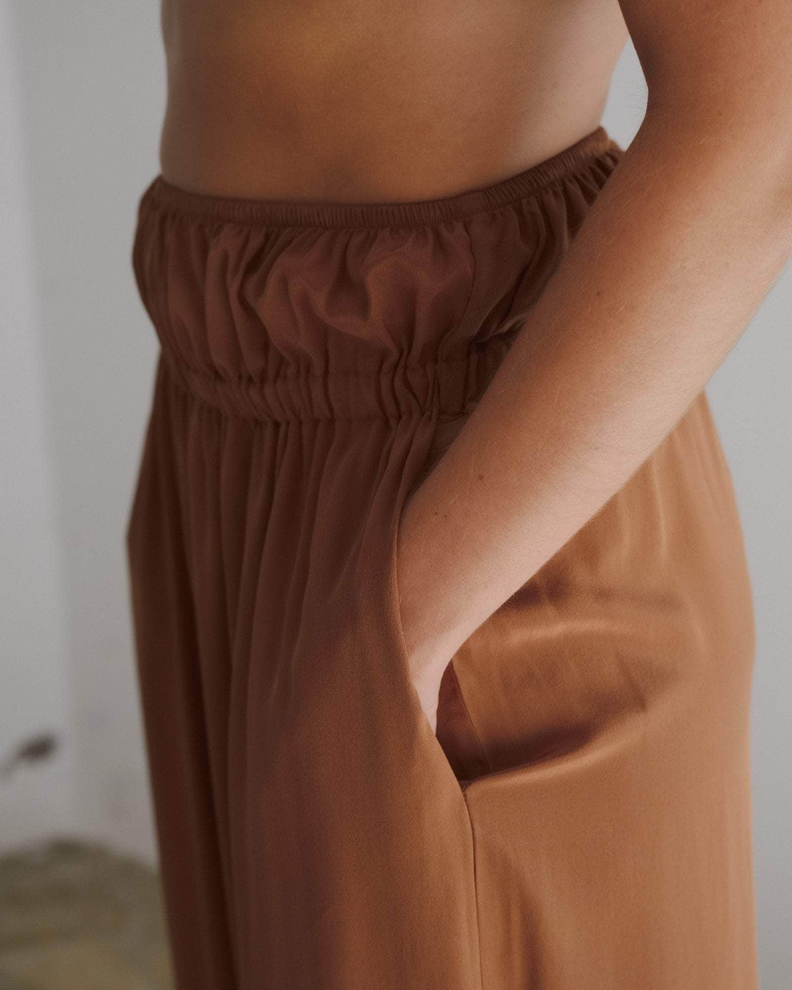 BASERANGE WOVEN TIN PANTS