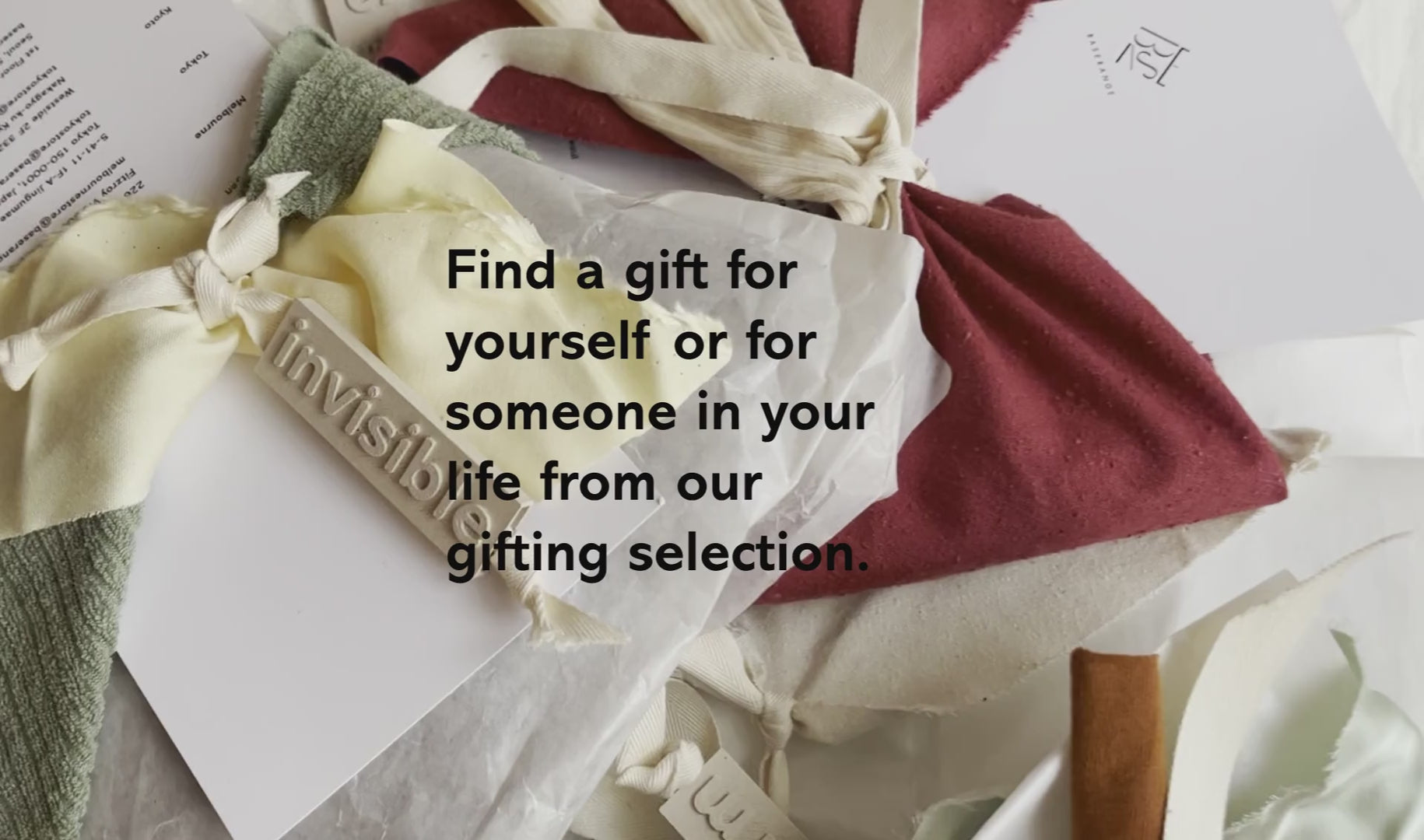 Baserangeの天然素材・リサイクル素材を使ったベーシックアイテム