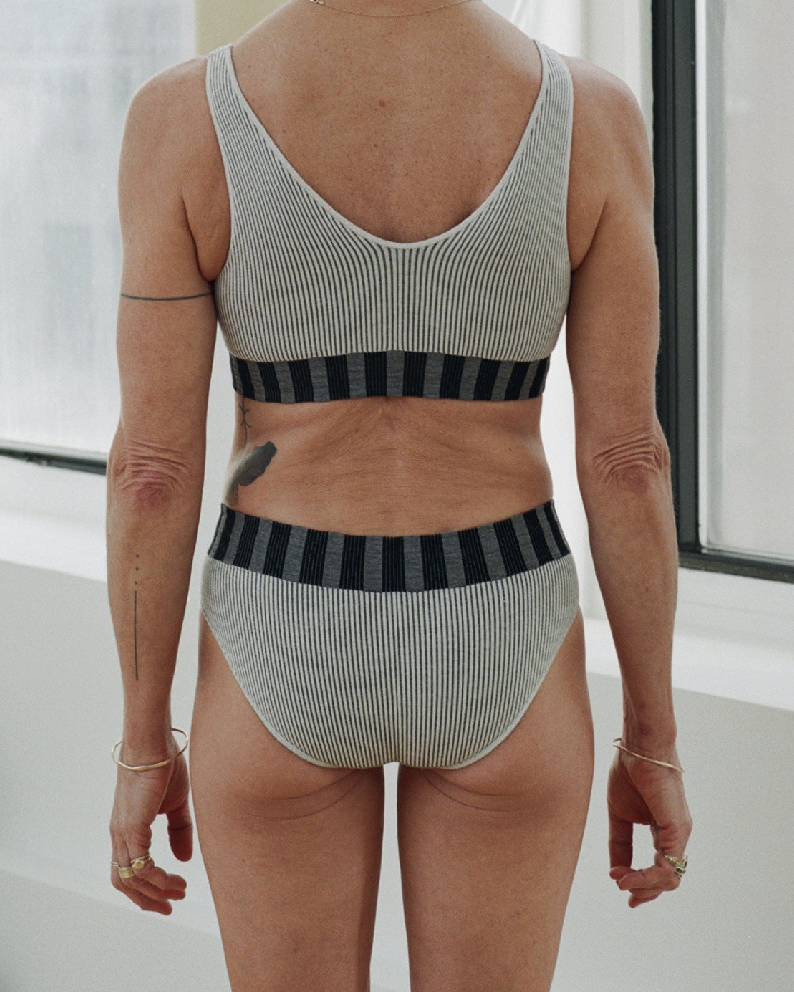 BASERANGE UNDERWEAR Seamless Bell Pants